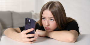 Signs of a Troubled Teenager and How to Help Them